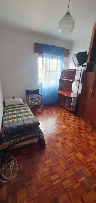 Apartamento  T2  100m2 ARRENDAR