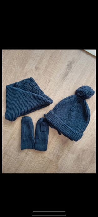 Komplet czapka komin rękawiczki Zara