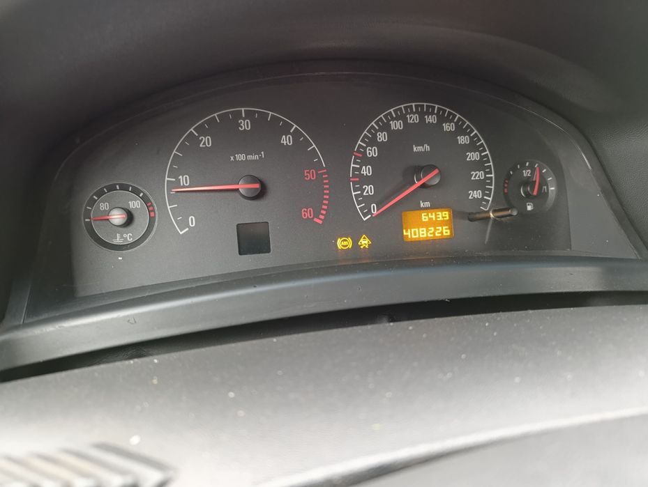 Opel vectra C 2.2dti