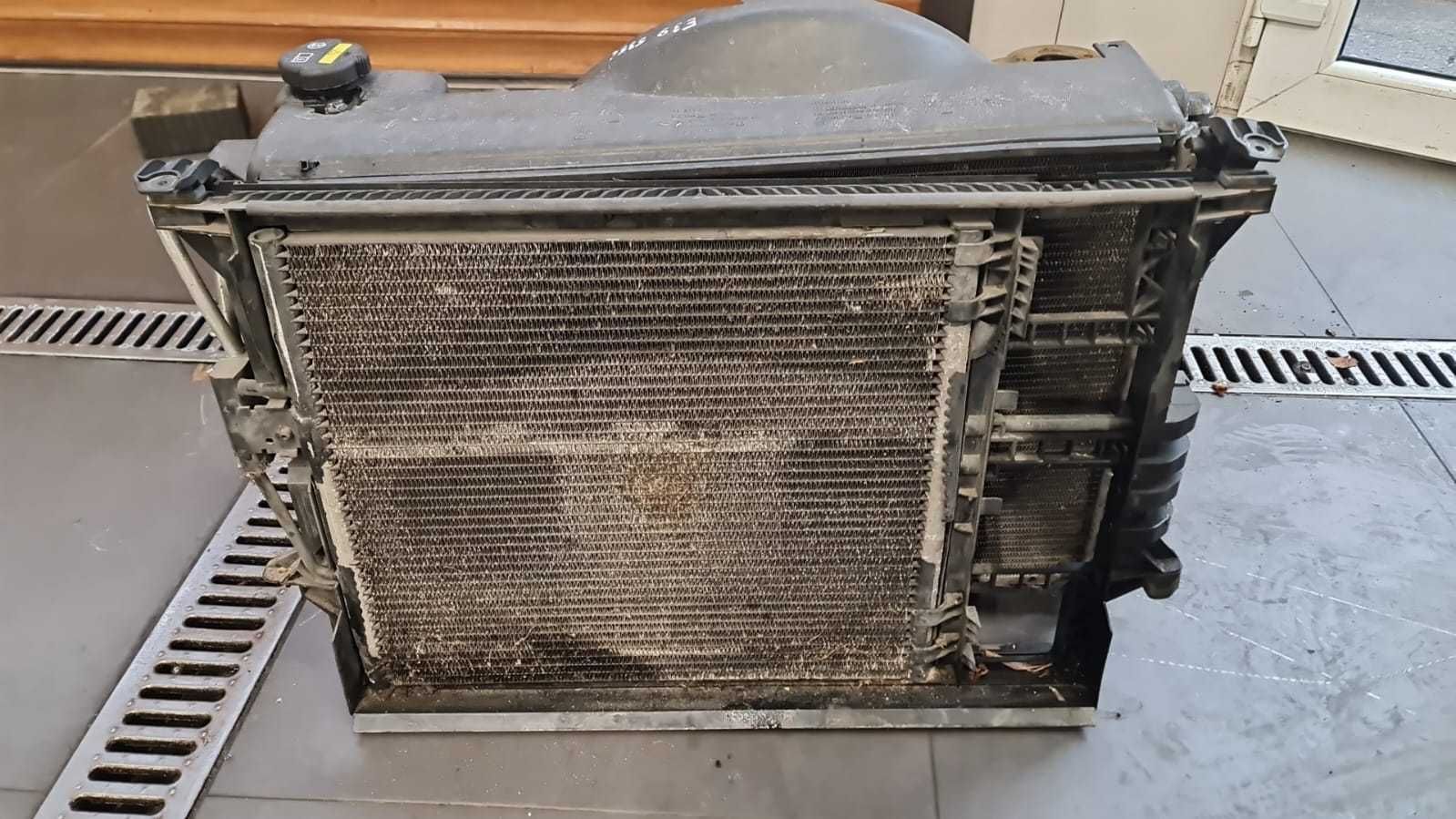 BMW E39 535 M62 Zestaw chłodnic silnika wody płynu obudowa klima