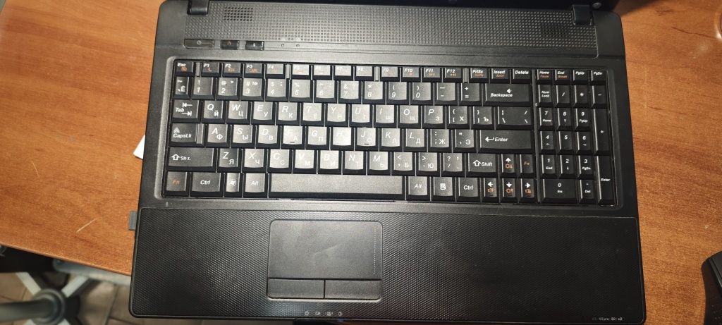 Продаю ноутбук Lenovo G560