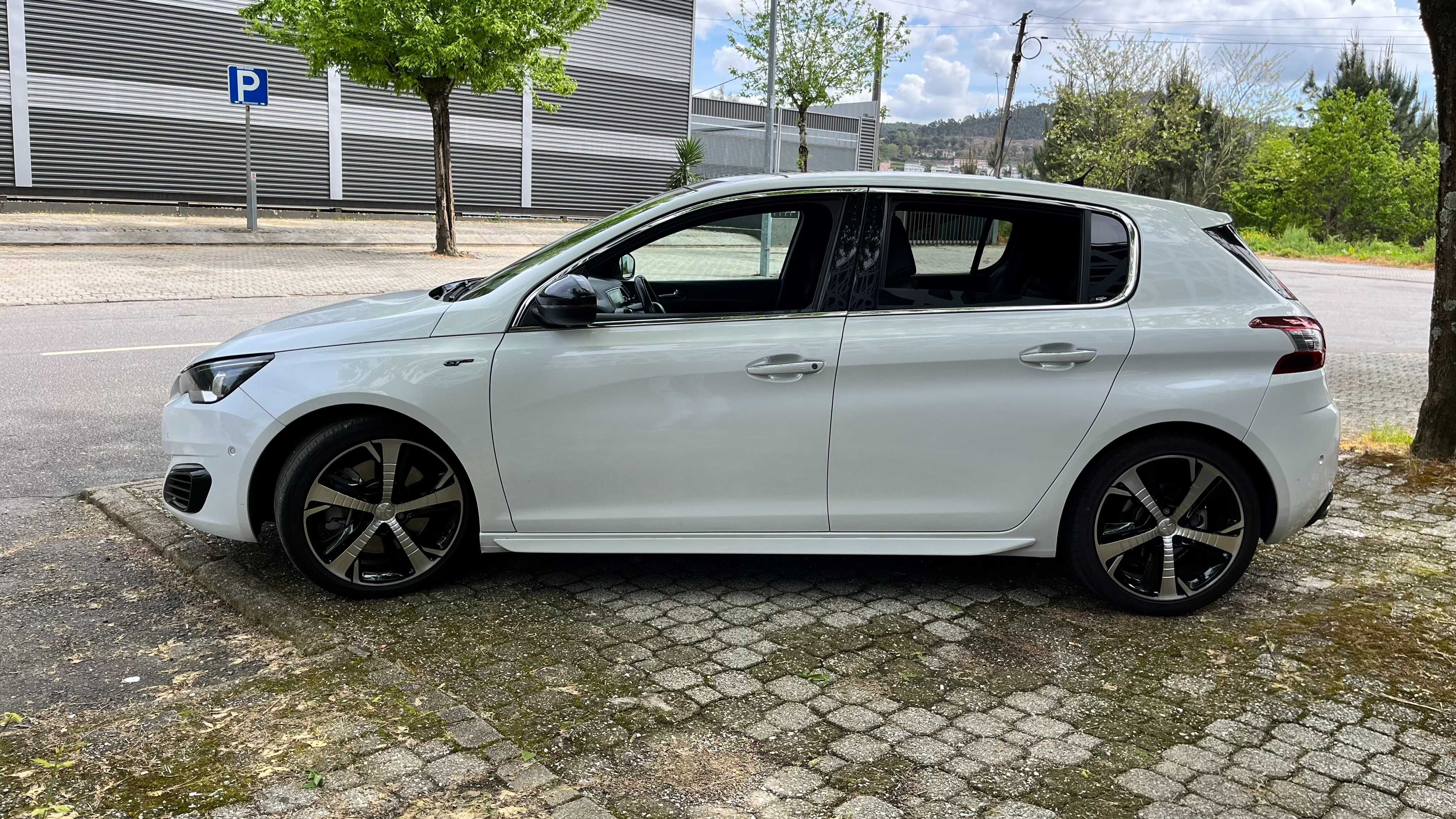 Peugeot 308 2.0 GT Line, 180cv