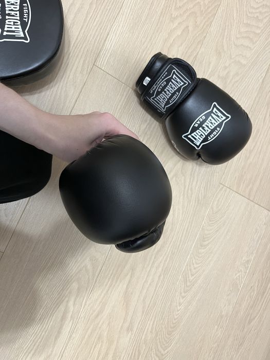 Rekawice i tarcze bokserskie