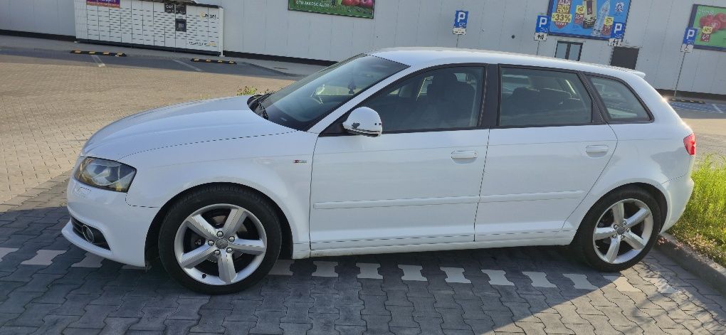 AUDI A3 8P 1.6 TDI 2010r