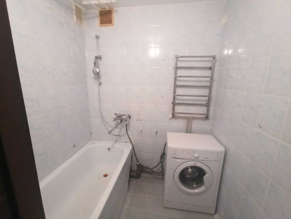 Продається 3 кімнатна квартира м. Калинівка 5827