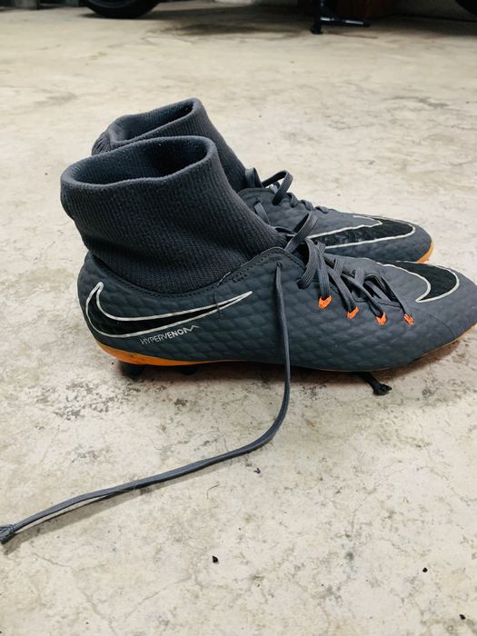 Chuteira Nike hypervenon
