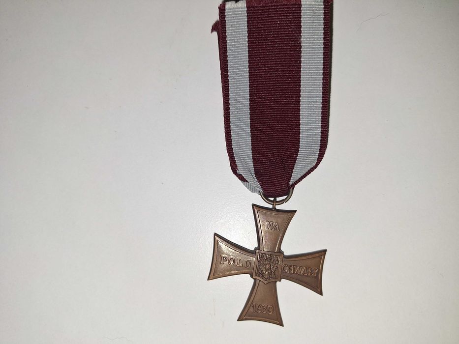 Krzyż Walecznych Na Polu Chwały 1939 Warszawa Ochota