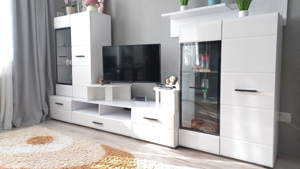 Продаж сучасної стінки