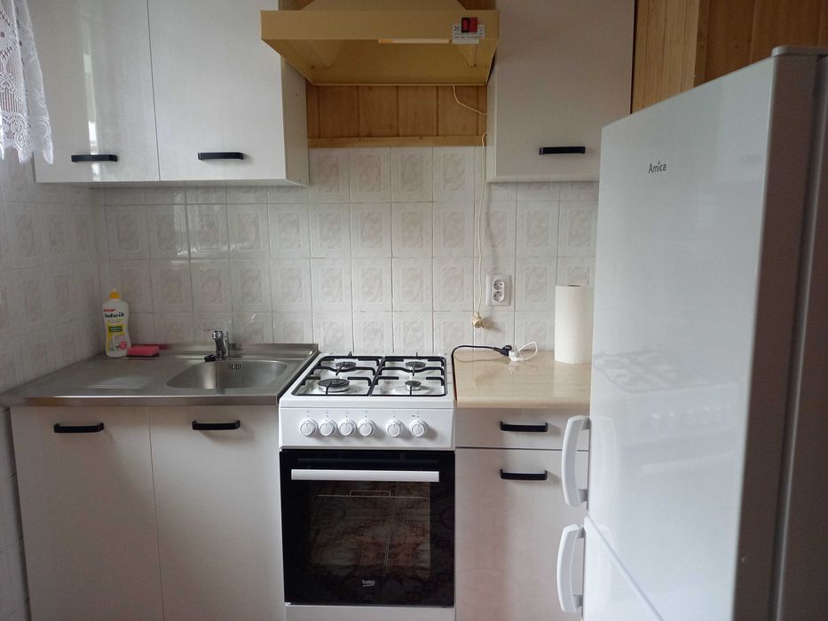 Wynajmę kawalerkę 30 m2 / ul. Chrobrego - naprzeciw LIDLA