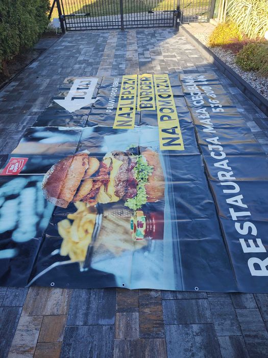 Sprzedam plandekę baner reklamowy 3 m na 4 m