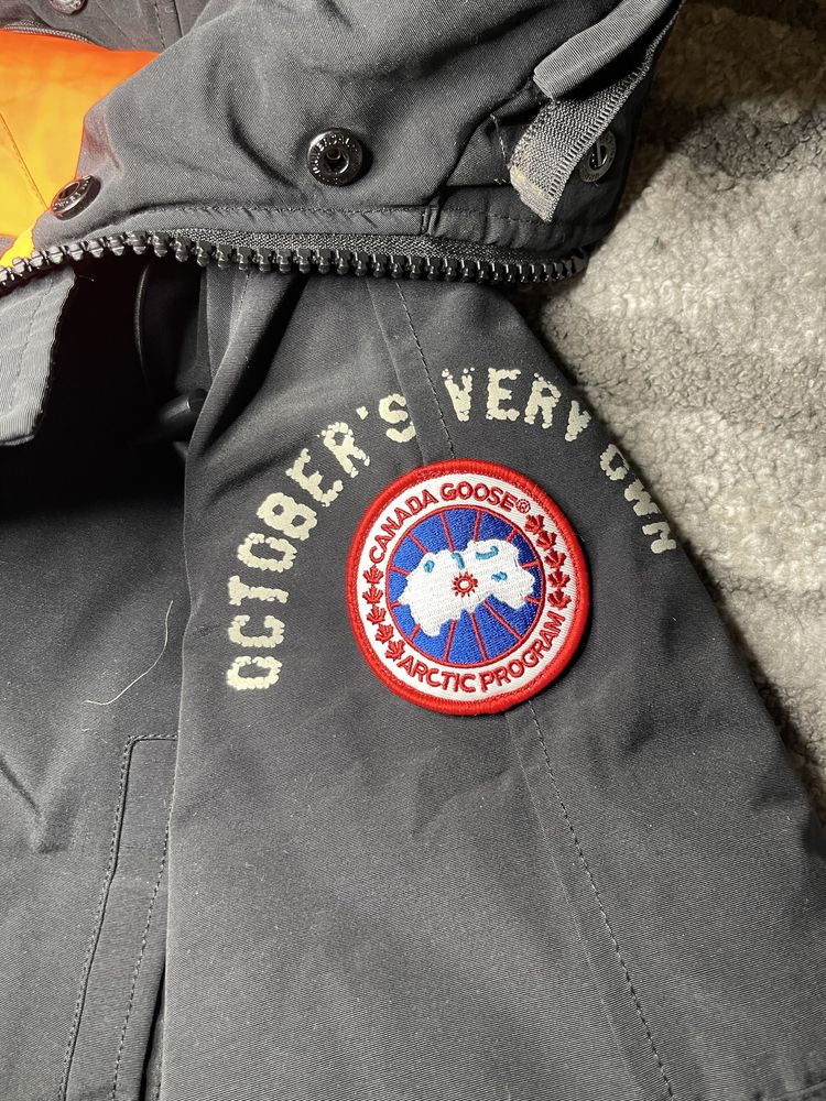 Casaco Canada Goose x OVO Drake