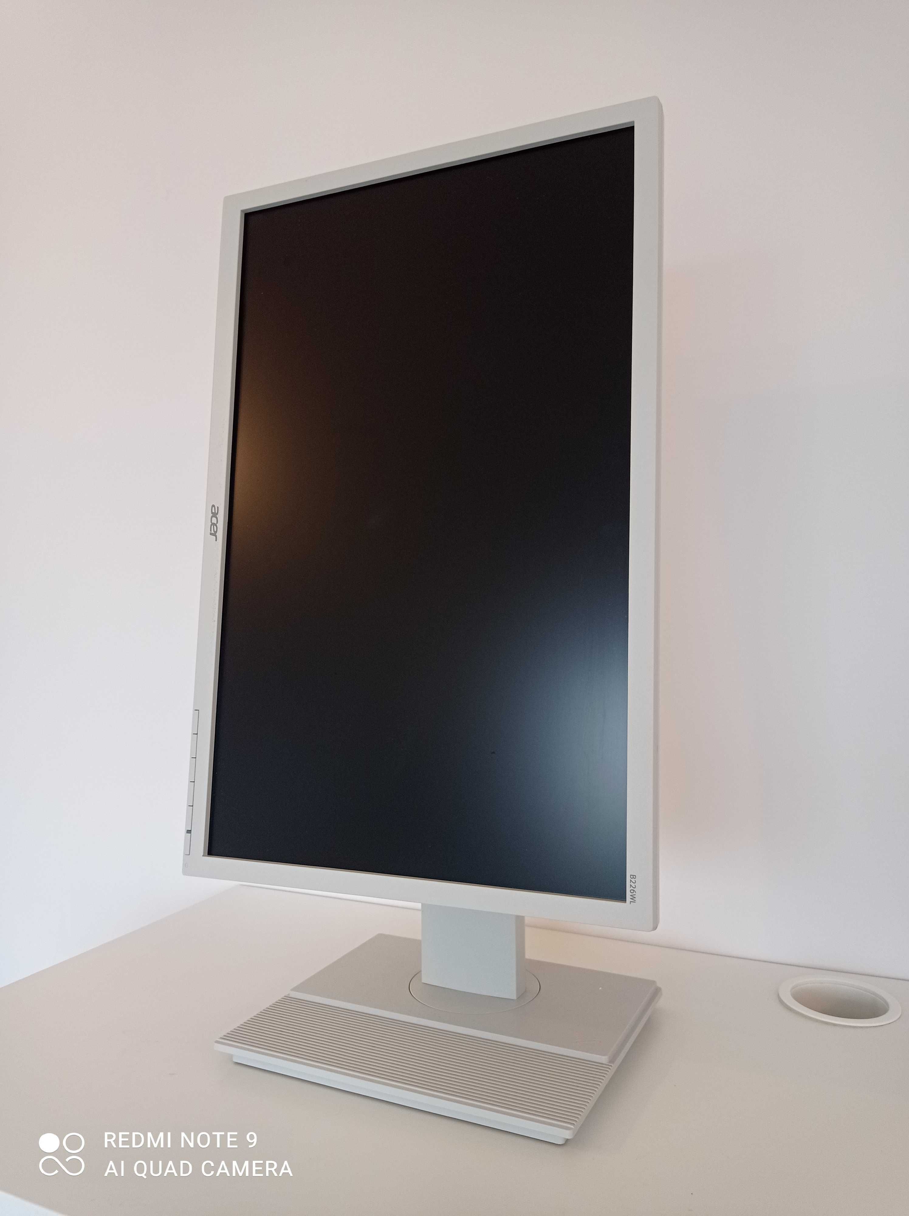 Monitor Acer B6 B226WL 22" biały poleasingowy, dostępne ok 25 sztuk
