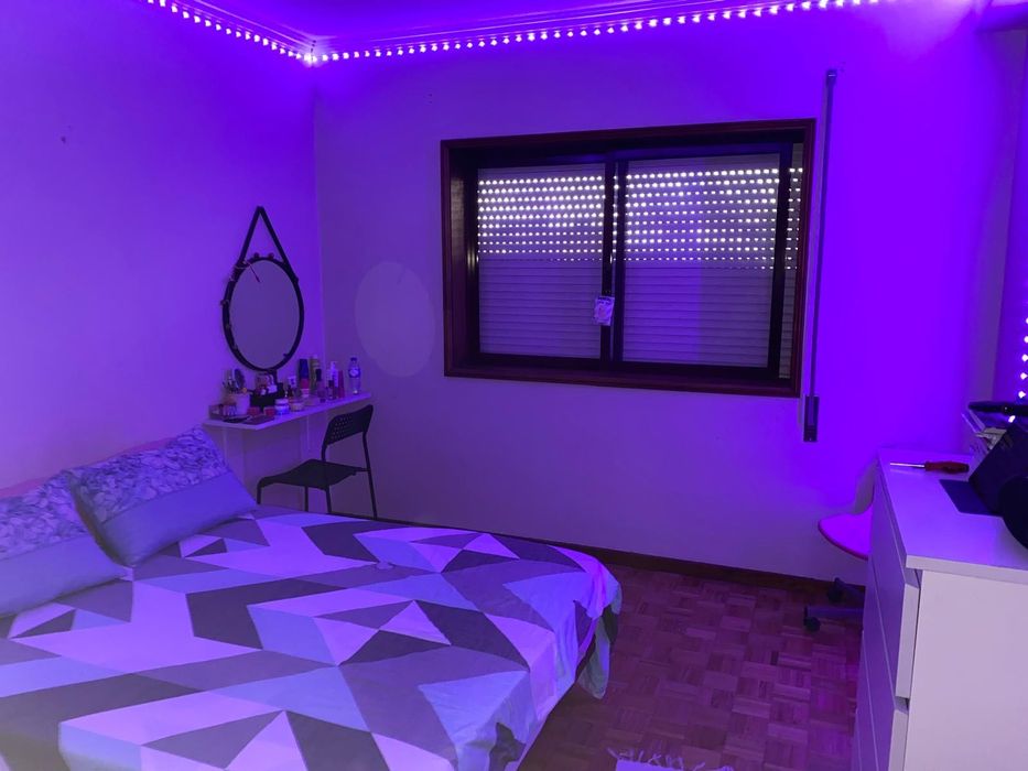 Quarto para arrendar em T3