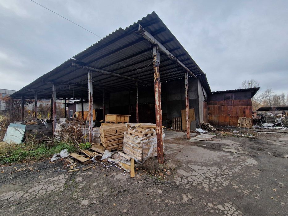 склад 300 кв.м + навіс 100 кв.м на Палладіна/Академмістечко