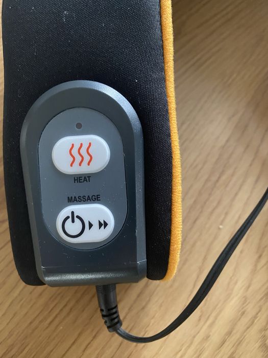 Poduszka masująca Medisana E-7264 z funkcją podgrzewania.