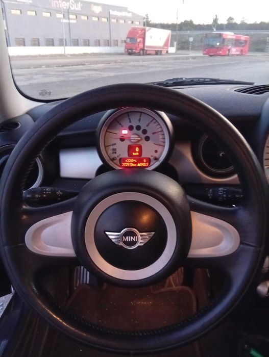 Mini Cooper 1.6D 110CV