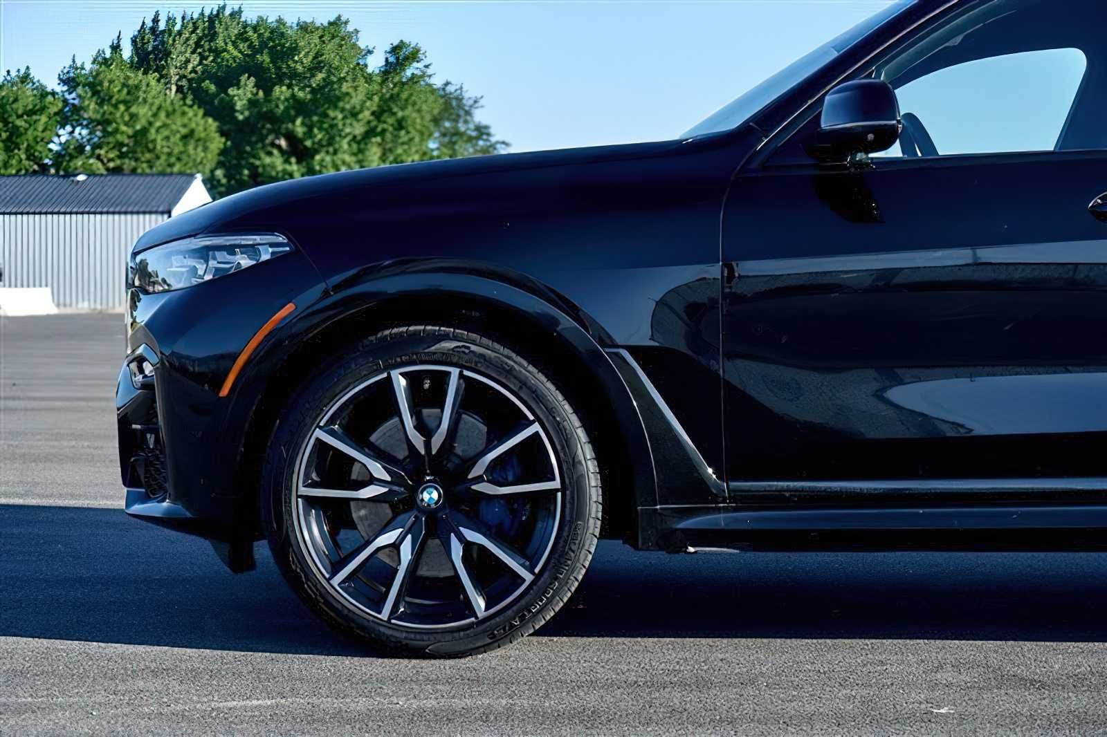 BMW X7      2019