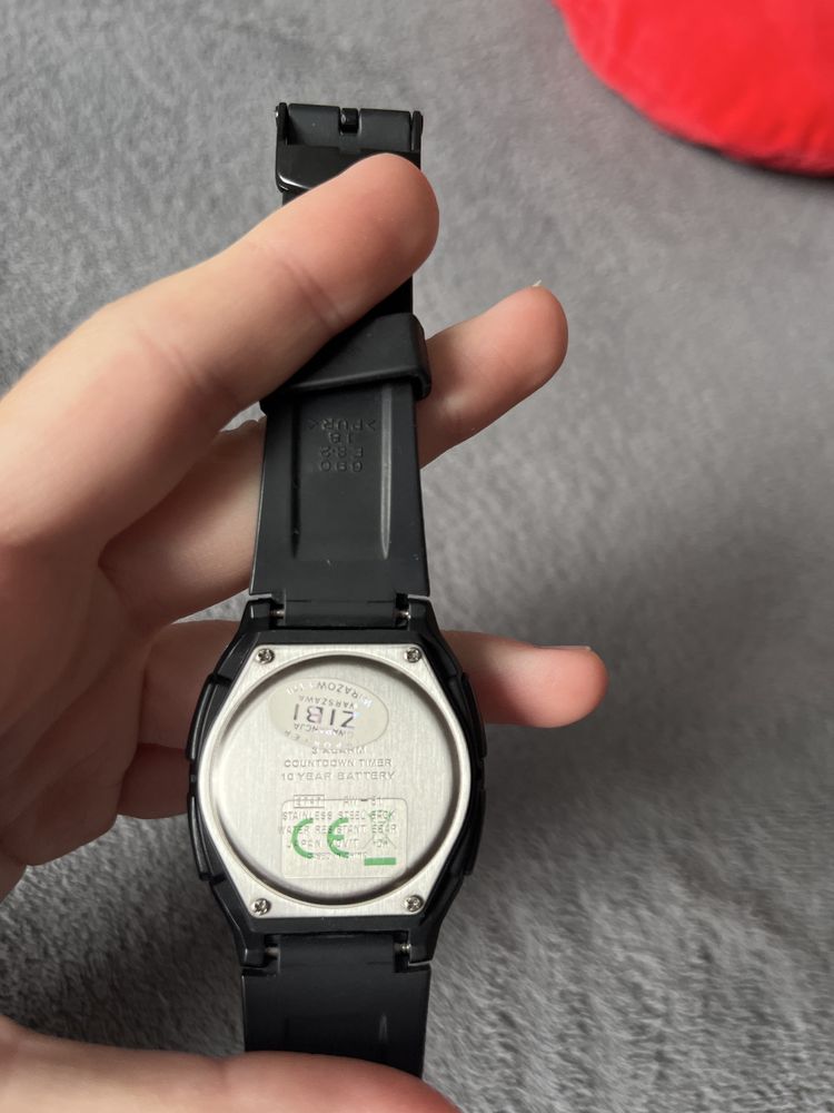 Czarny zegarek męski Casio AW 81-7