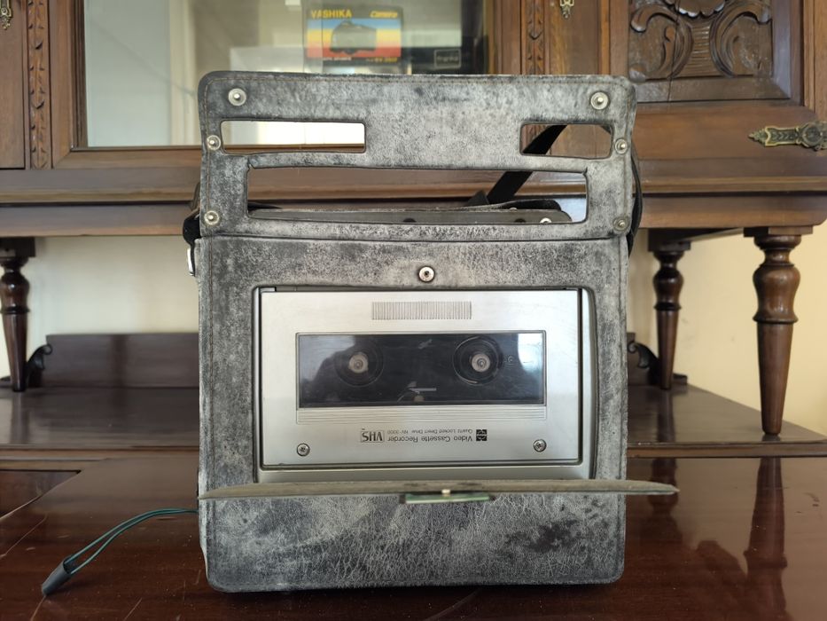 Gravador de cassetes Panasonic NV-3000 e respectiva bolsa de transport