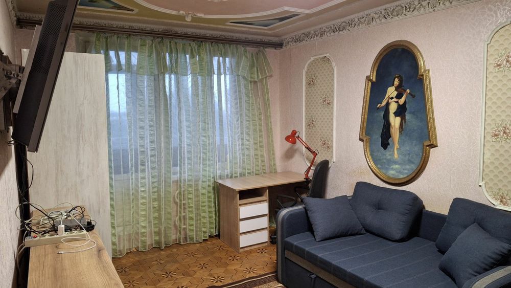 Продам 1 комн.кв,Собственник,Салтовское шоссе,602 микр,ТРК Украи