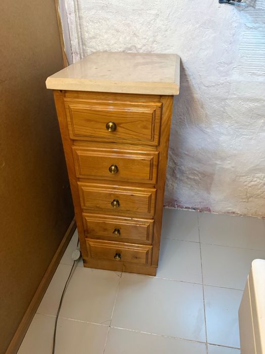 Camiseiro Alto com mármore