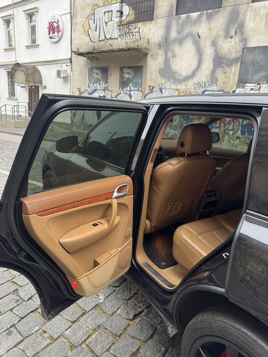 Porsche Cayenne 4.8 Turbo S