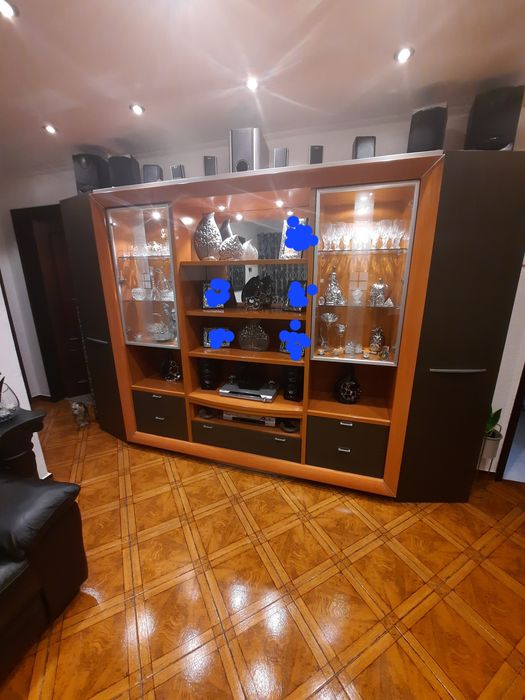 Móvel de sala italiano com iluminação