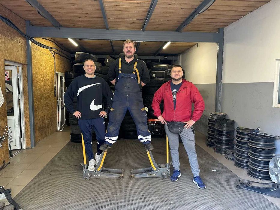 Шиномонтаж, зберігання шин та продаж Осокорки