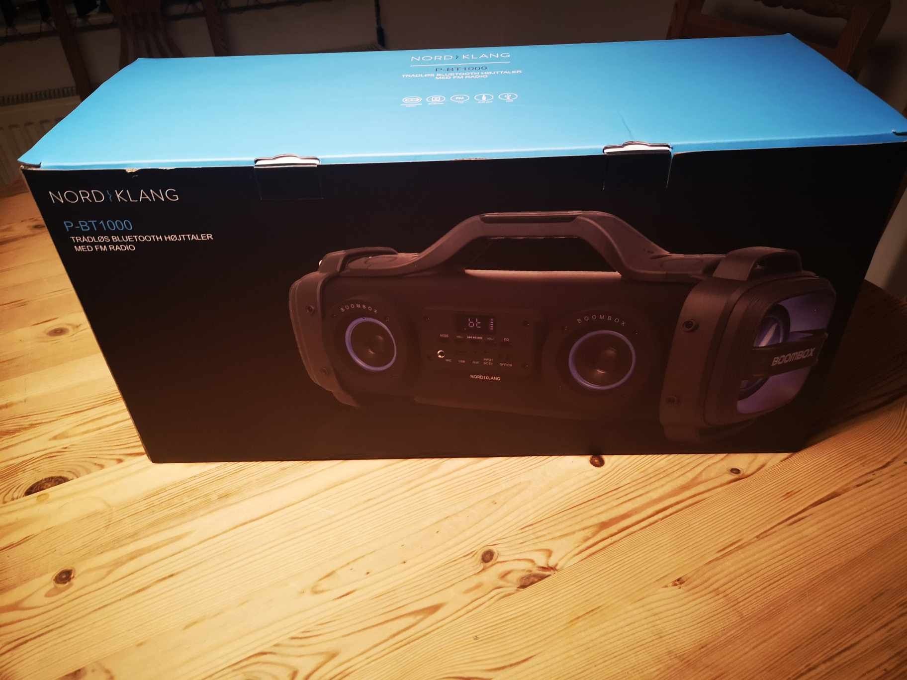 Głośnik bezprzewodowy typu boombox