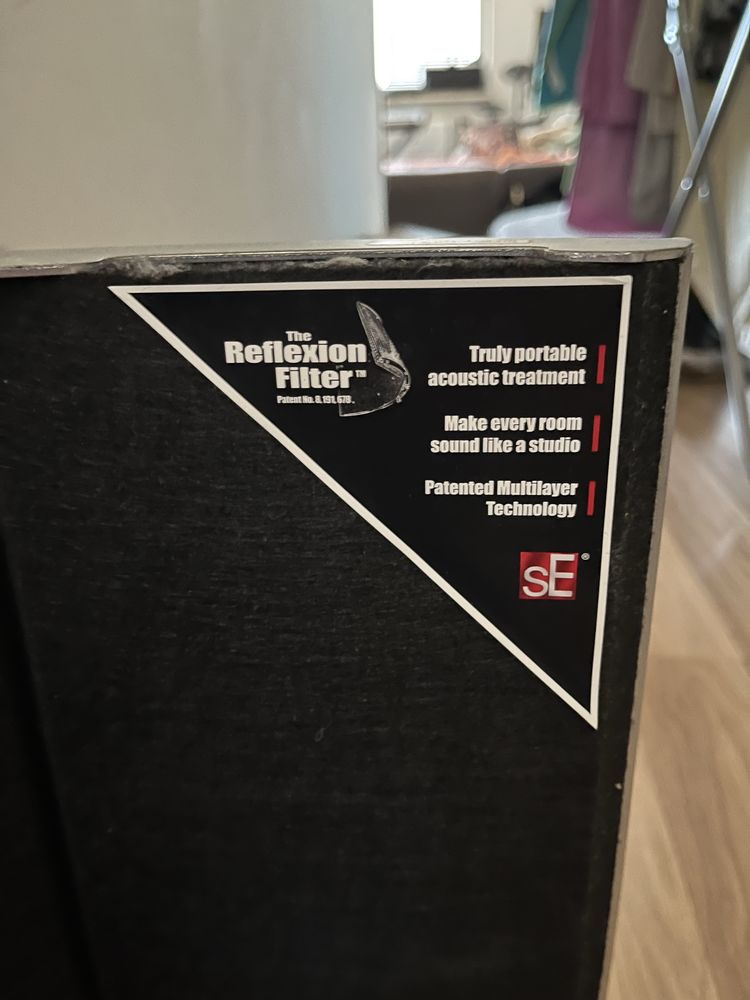 SE Electronics Reflection filter space kabina wokalowa
