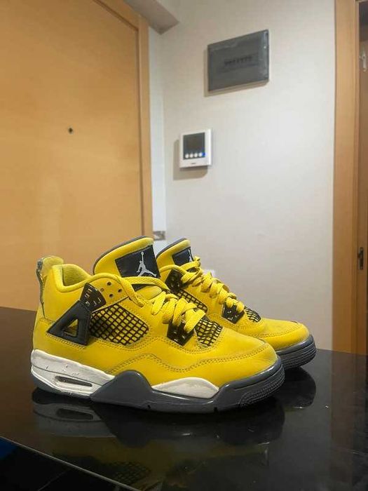 Jordan 4 Retro Lightning  43 EU / 9,5US / 27,5 CM