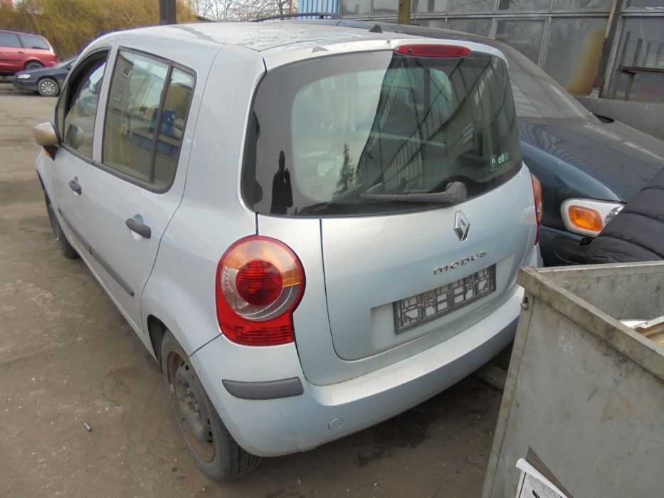 Renault Modus przeznaczone na części , kolor srebrny