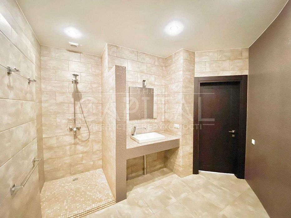 Продаж 2-поверхового будинку 1004 м2, Старі Петрівці, Вишгородський рн