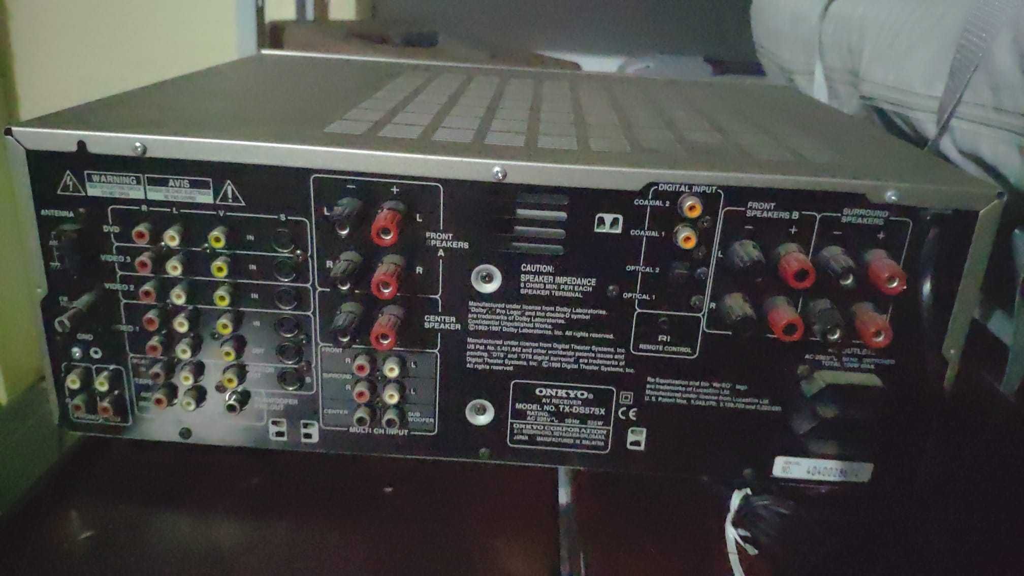 Amplificador Onkyo AV TX-DS575X