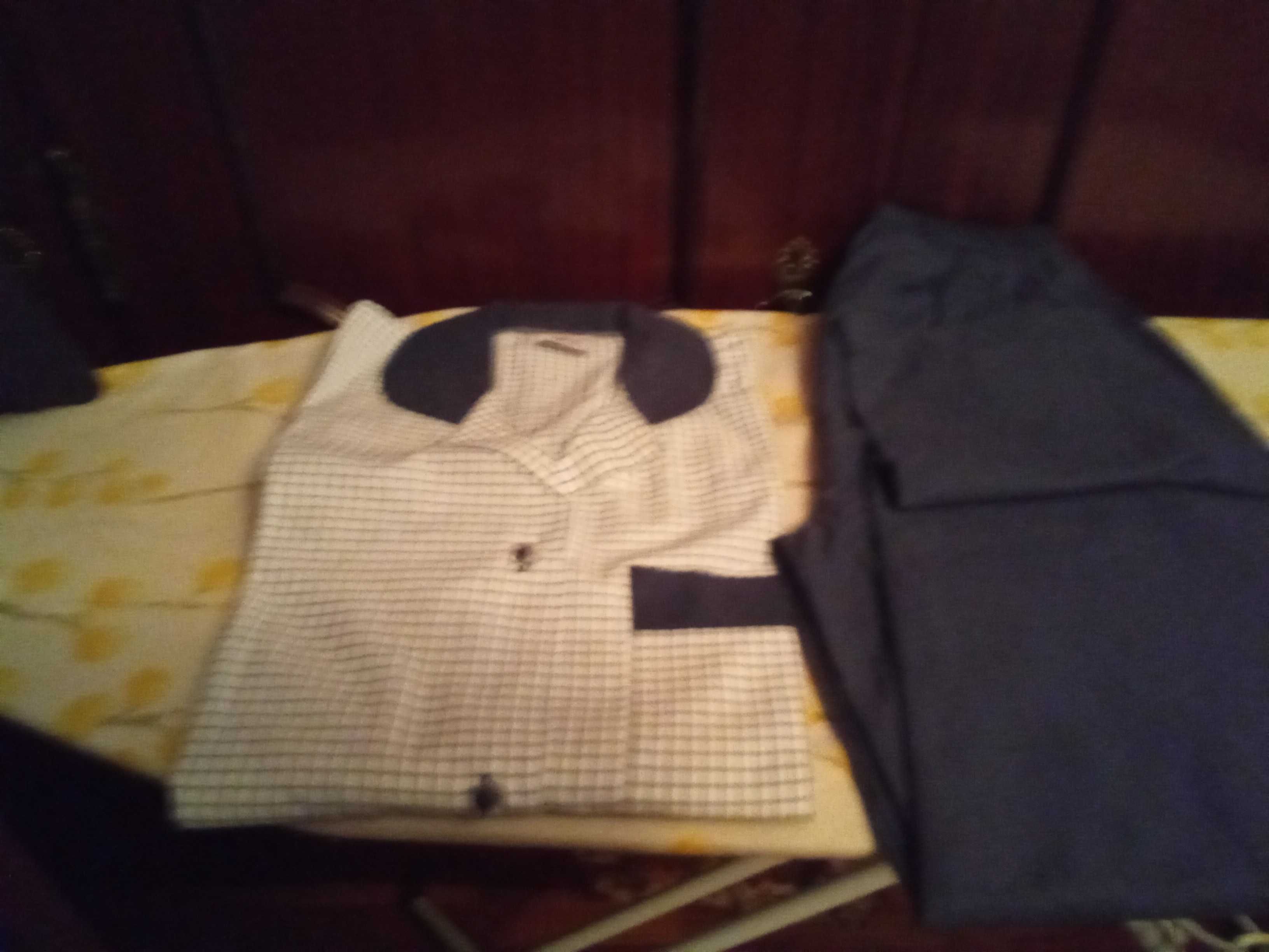 PIJAMA em azul e branco está por estrear