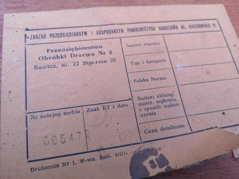 Stolik Orzech PRL, RTV Stary W Bardzo Dobrym Stanie Okazja.