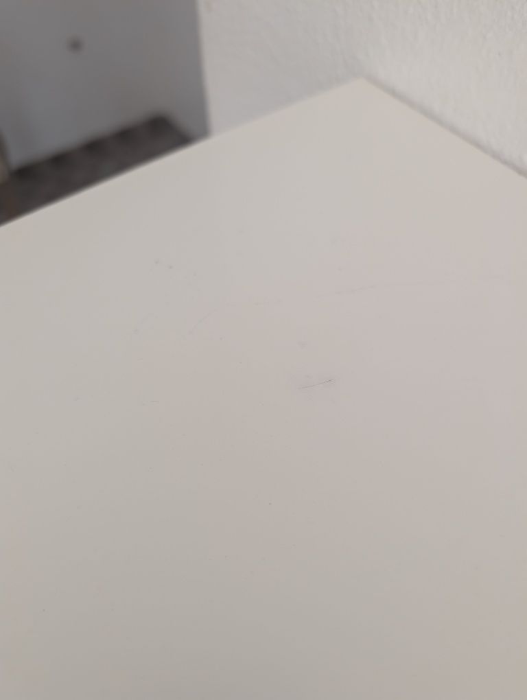 Estante parede com suporte chávenas