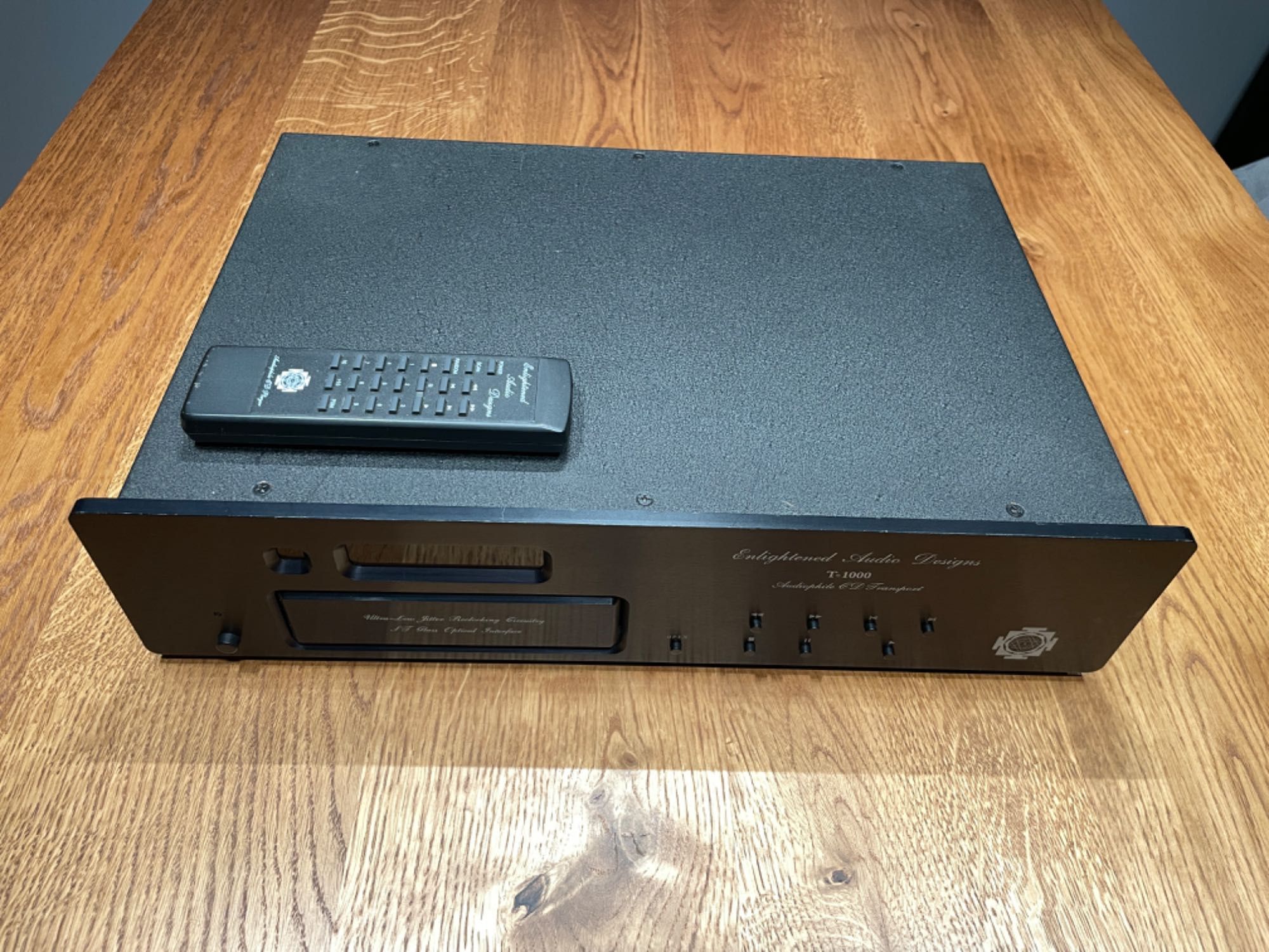 ENLIGHTENED Audio Designs EAD T1000 CD transport