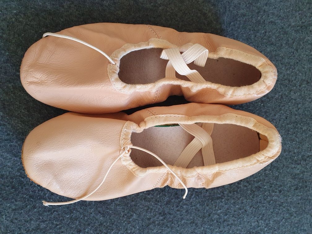 Sapatos ballet/caracter em pele 36/37