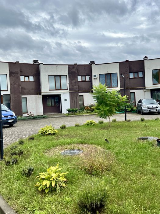 Продаж 3-кім. котеджу в котеджному містечку с.Бірки