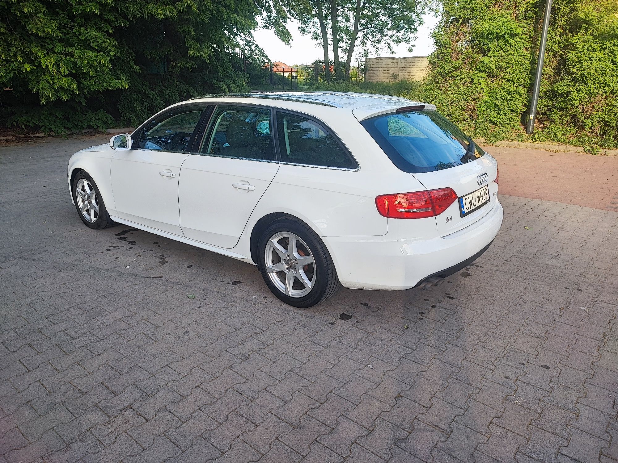 Audi A4 B8 2.0tdi ledy xenon ładny stan