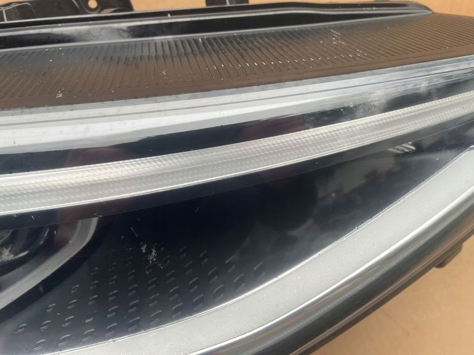 Volkswagen Id 4 Prawa Przednia Lampa Full Led Europa