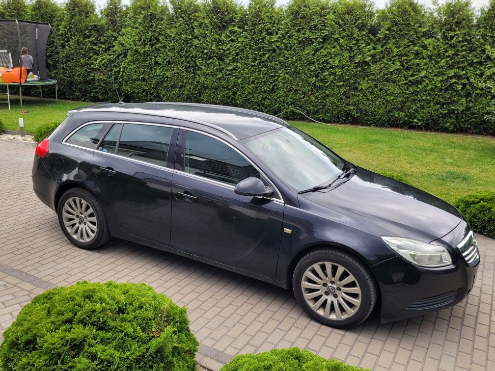 Opel Insignia 2009r kombi 2.0 CDTI diesel 131 koni klima 18 Alu
