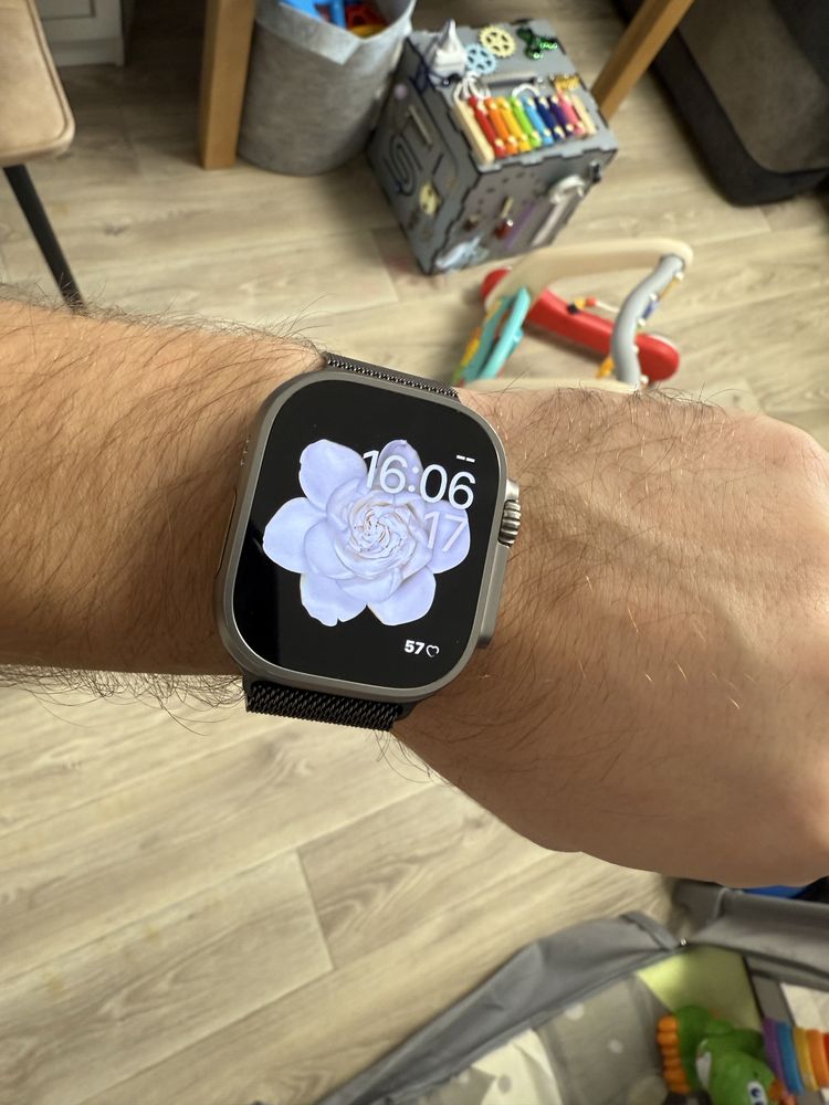 Apple Watch Ultra 2 Titanium Case - стан як новий