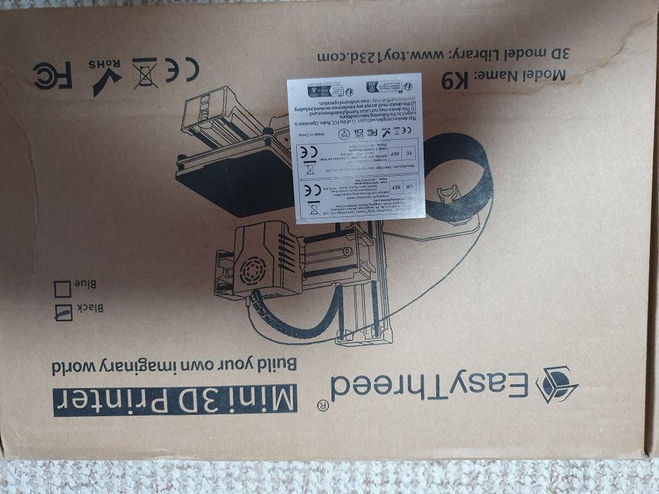 Продам 3D принтер Easy Threed K9 с нитями для печати