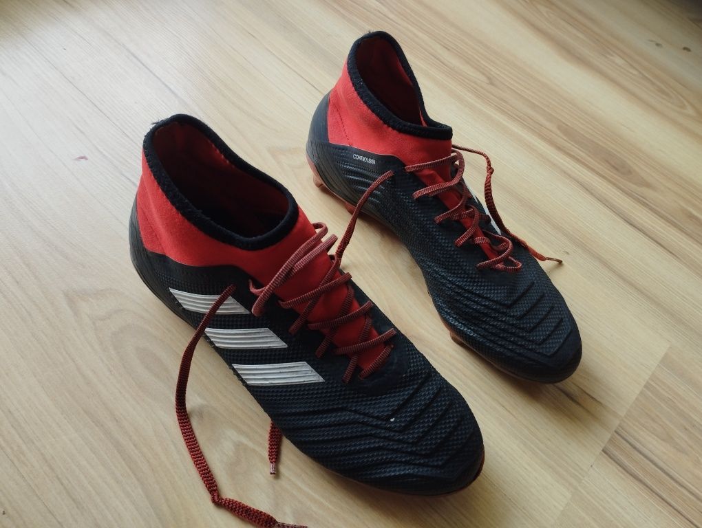 Korki Adidas predator 40 2/3