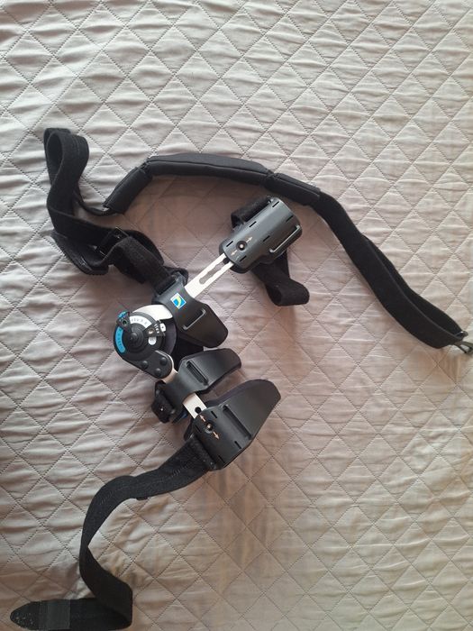 Orteza stawu łokciowego lewego z zegarem ÖSSUR z instrukcją