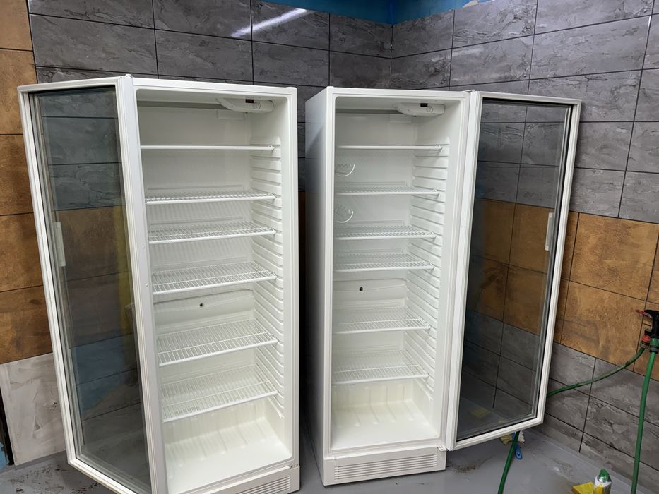 Witryna zamrazarka dwa w jednym