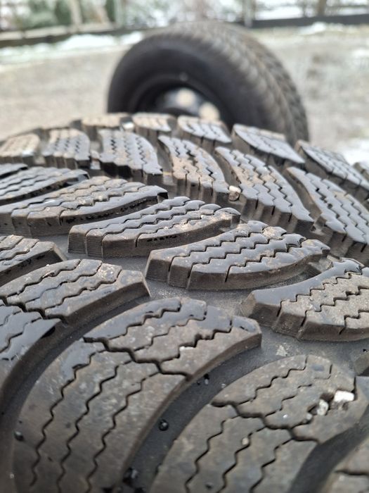 Opony zimowe Debica Frigo 2