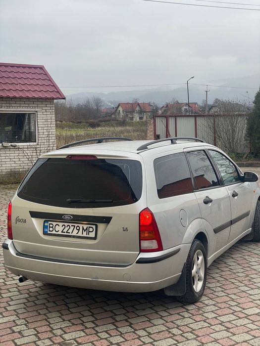 Ford focus 1.6 2003р.
